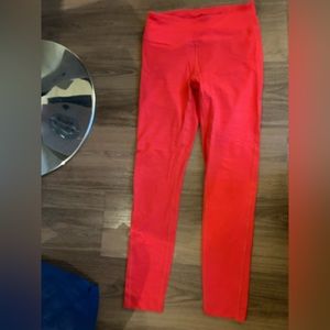 Outdoor voices leggings